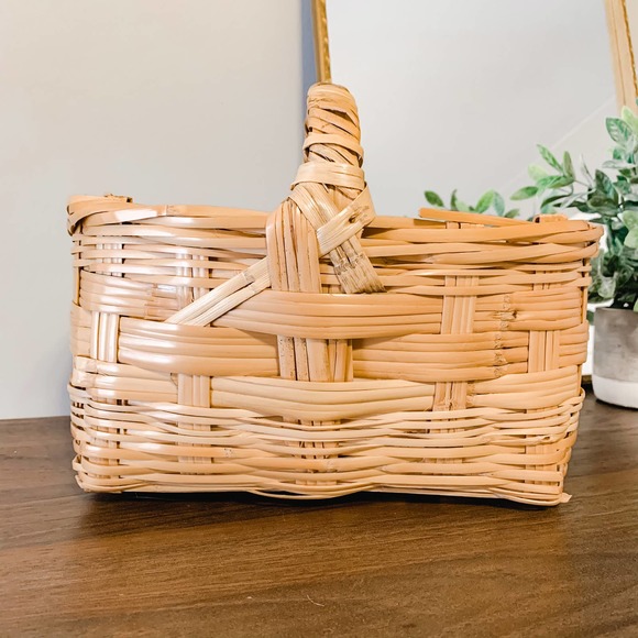 Vintage Boho Wicker Rattan Picnic Basket - Picture 9 of 9